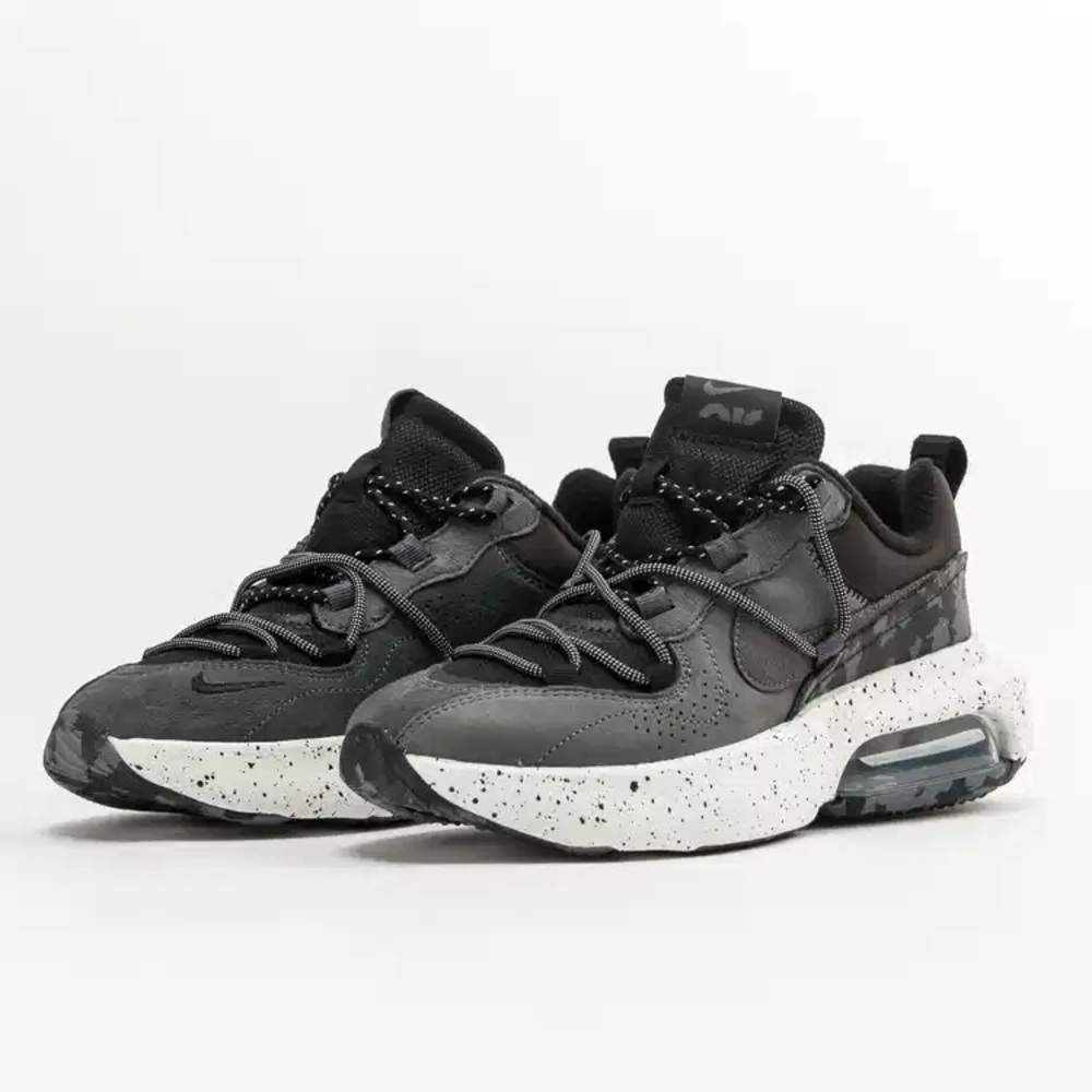 Nike Air Viva Women's Shoes sz 8 - Black / Gray